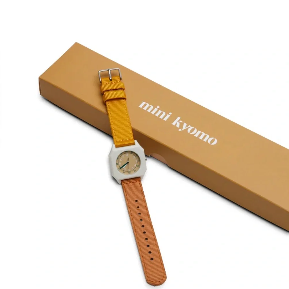 Mini Kyomo Kids’ Sunburn Watch—Japanese Movement - Picture 11 of 16